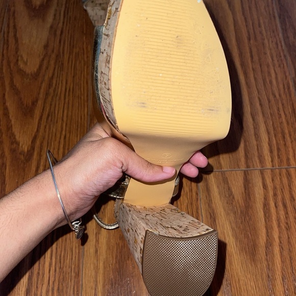 Gold Platform Heels - Picture 2 of 4